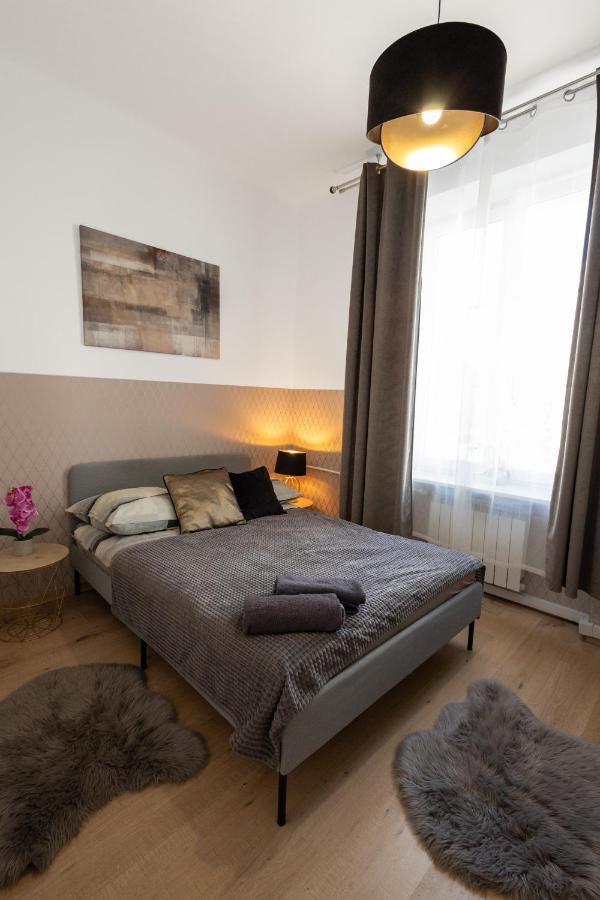 Clicktheflat Aleje Niepodleglosci Center Apart Rooms Varsovie Extérieur photo
