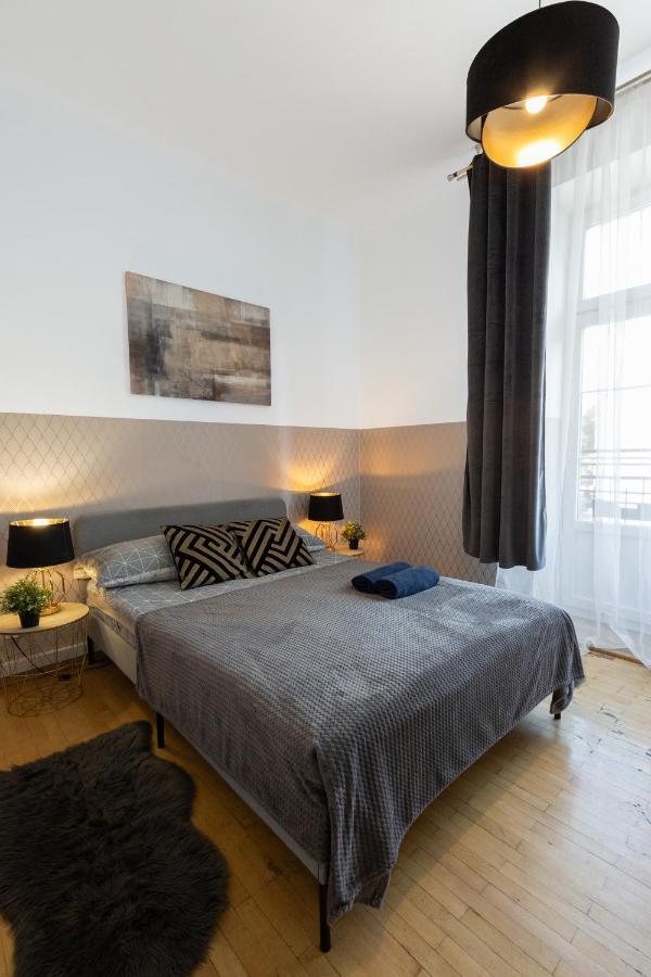 Clicktheflat Aleje Niepodleglosci Center Apart Rooms Varsovie Extérieur photo
